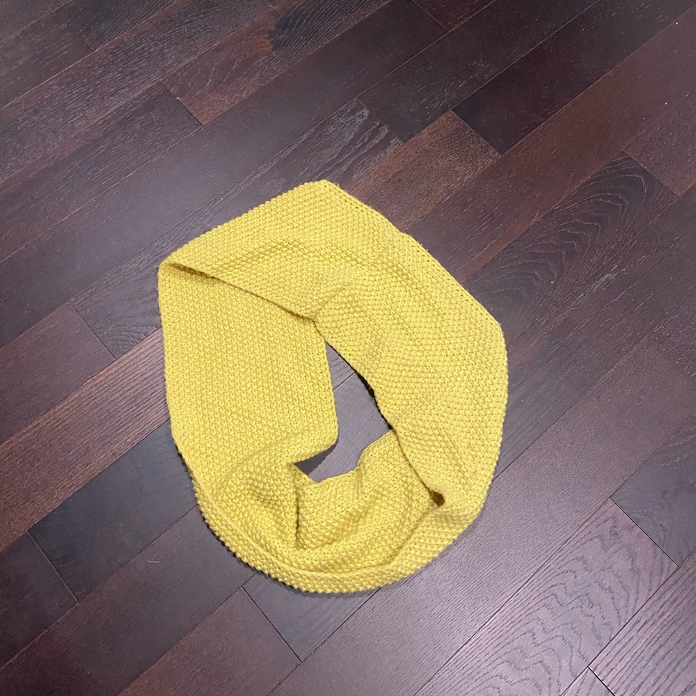 Old Navy Scarf